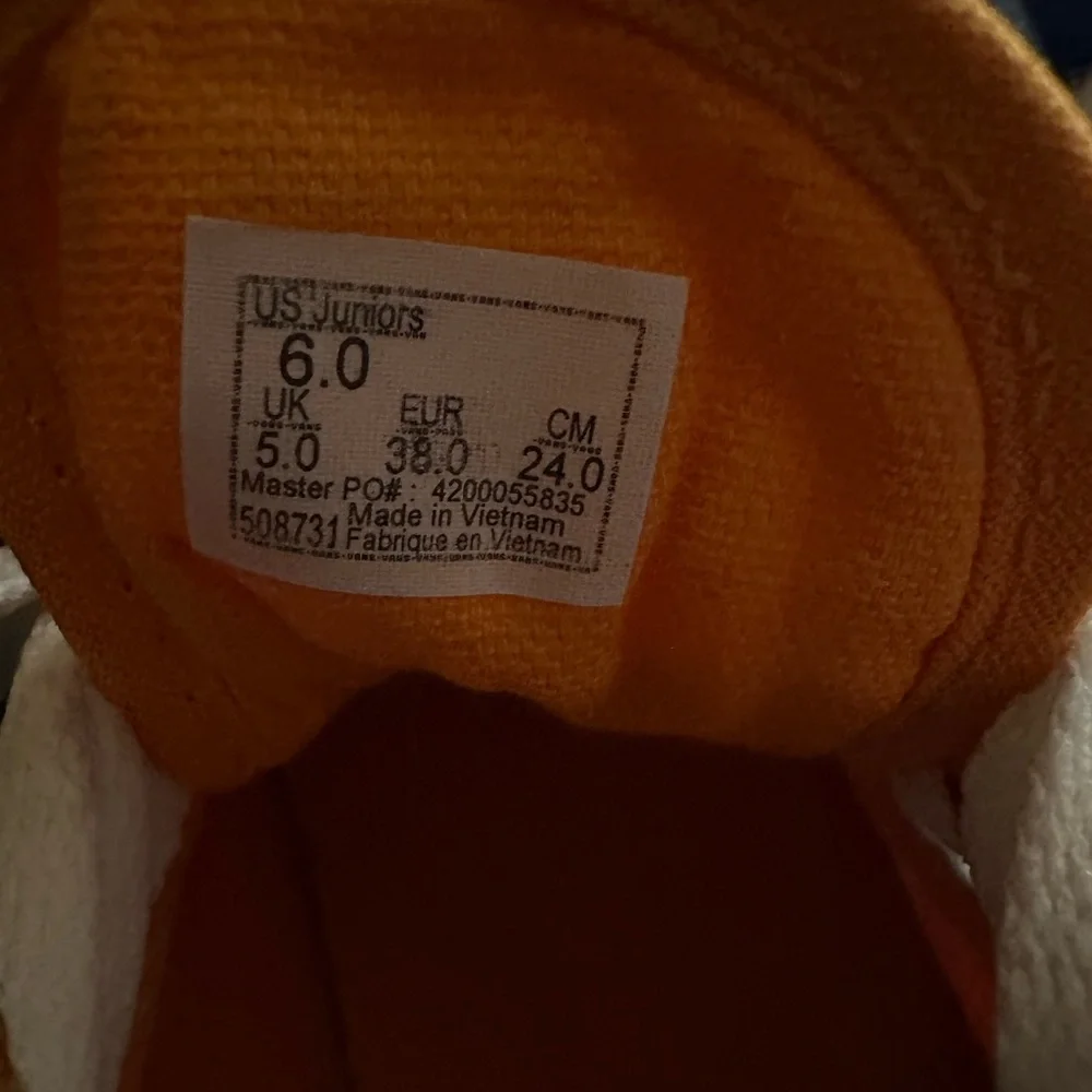 VANS Old Skool Tie Dye Blue, Pink Orange Sneaker Shoe Size 6 Junior - Picture 10 of 11